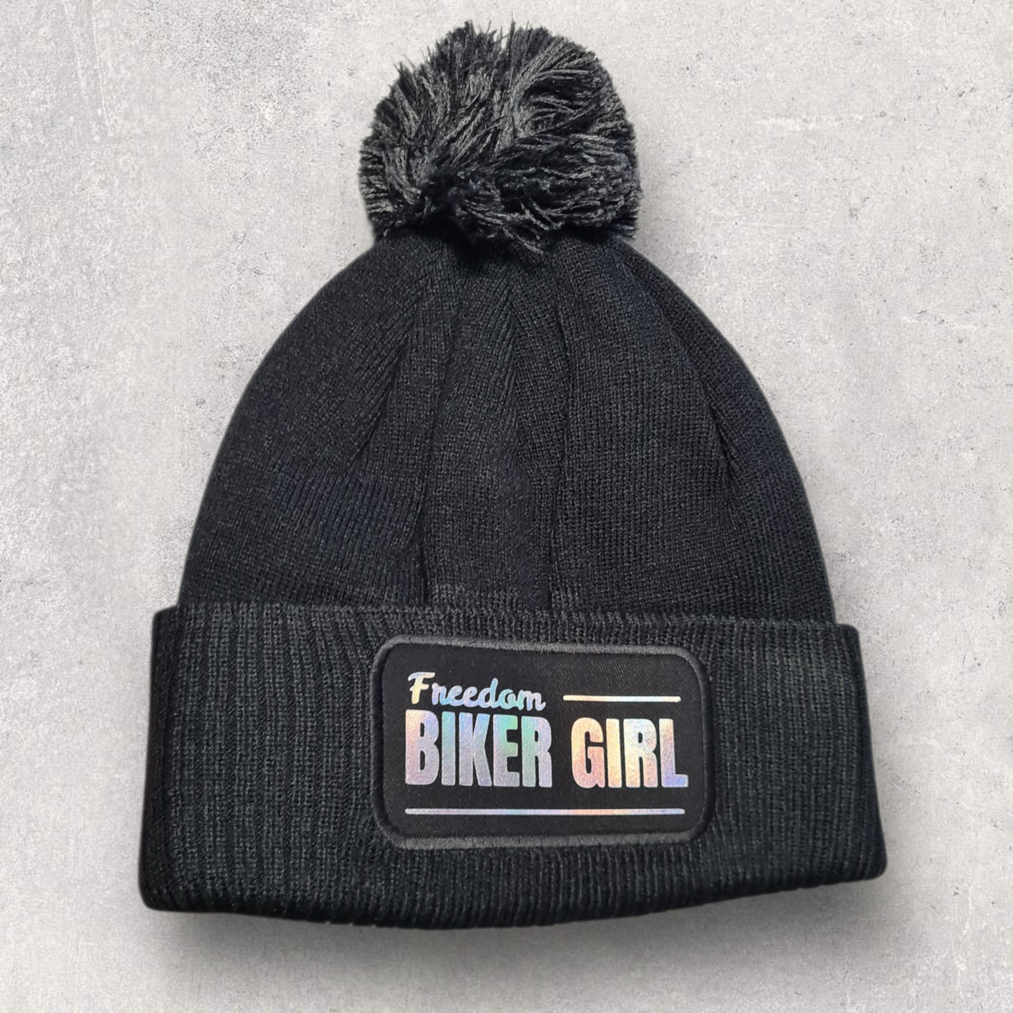 Bonnet à pompon " Freedom Biker Girl " holographique