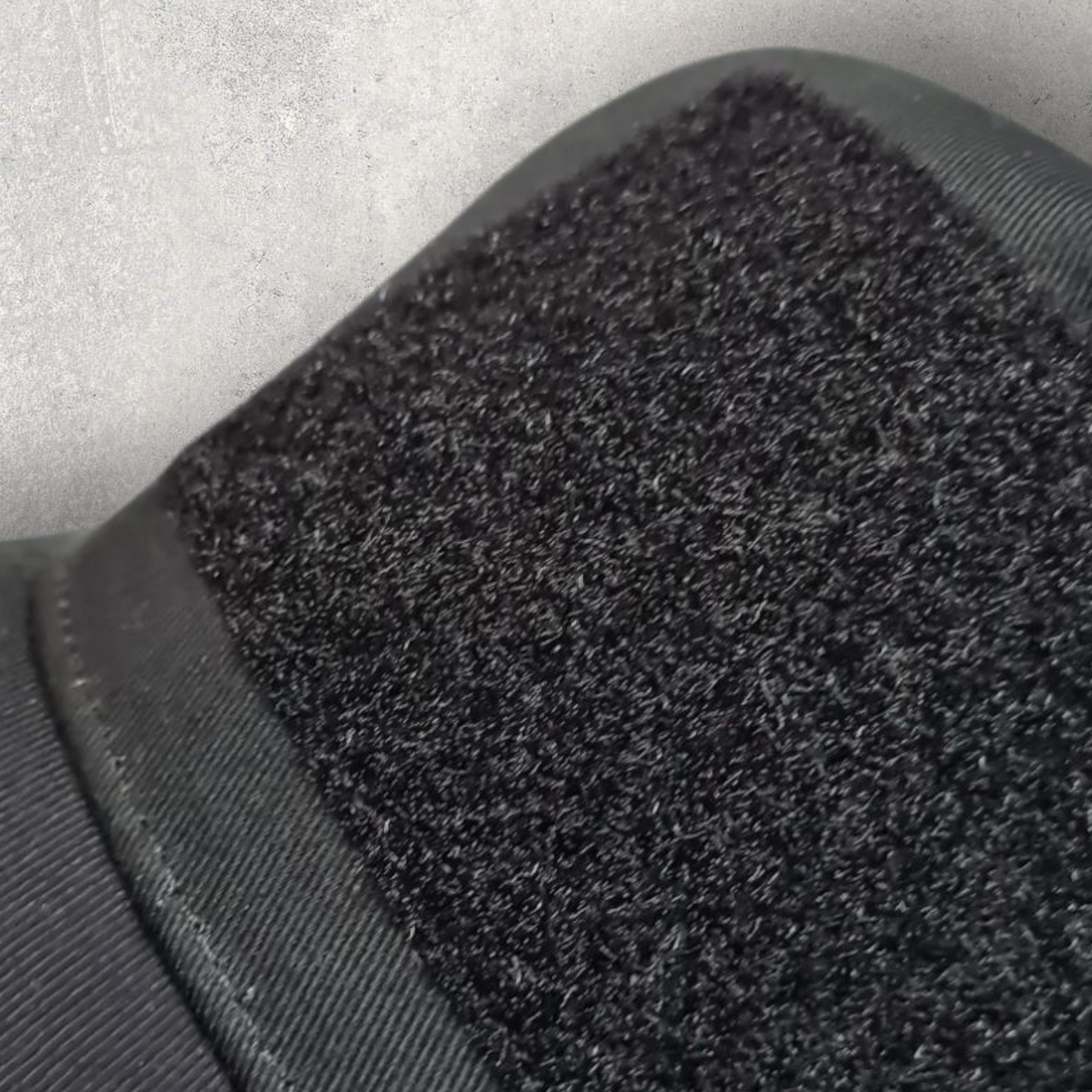 Casquette personnalisable avec patchs amovibles