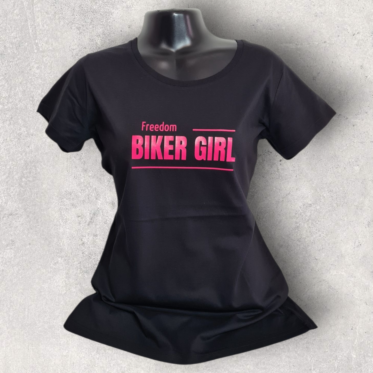T-shirt noir à manche courte femme " Freedom biker girl " pour motarde