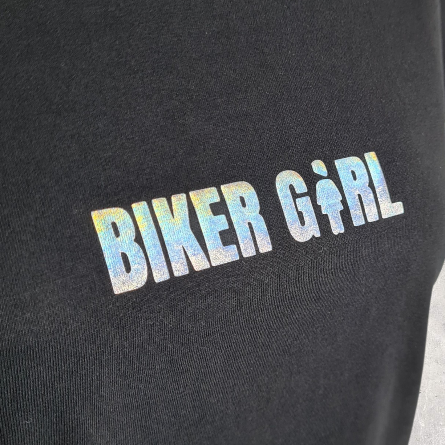 T-shirt noir à manche courte femme " Biker girl " holographique