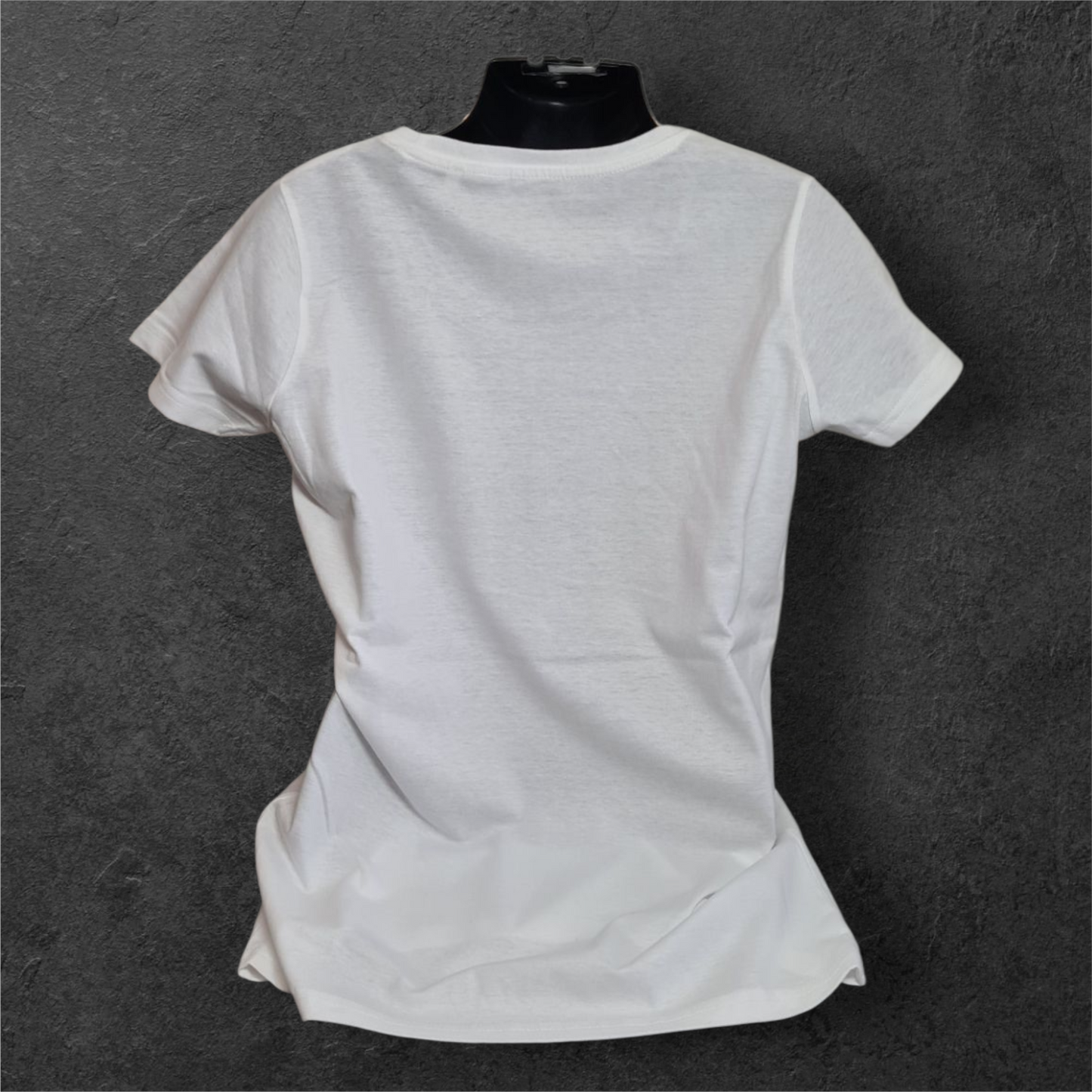 T-shirt blanc femme " Petite blonde tatouée et motarde "