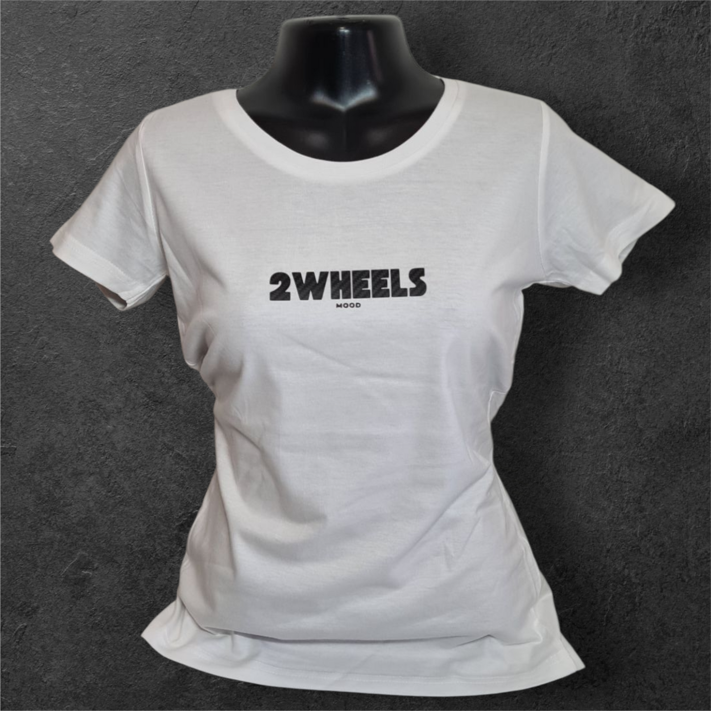 T-shirt blanc femme à manche courte " 2wheels mood " carbone pour motarde