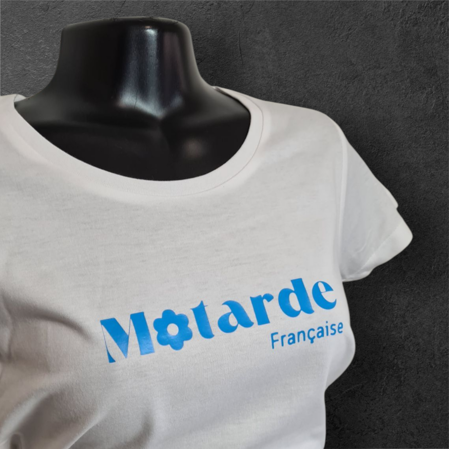 T-shirt blanc femme à manche courte " Motarde Française "