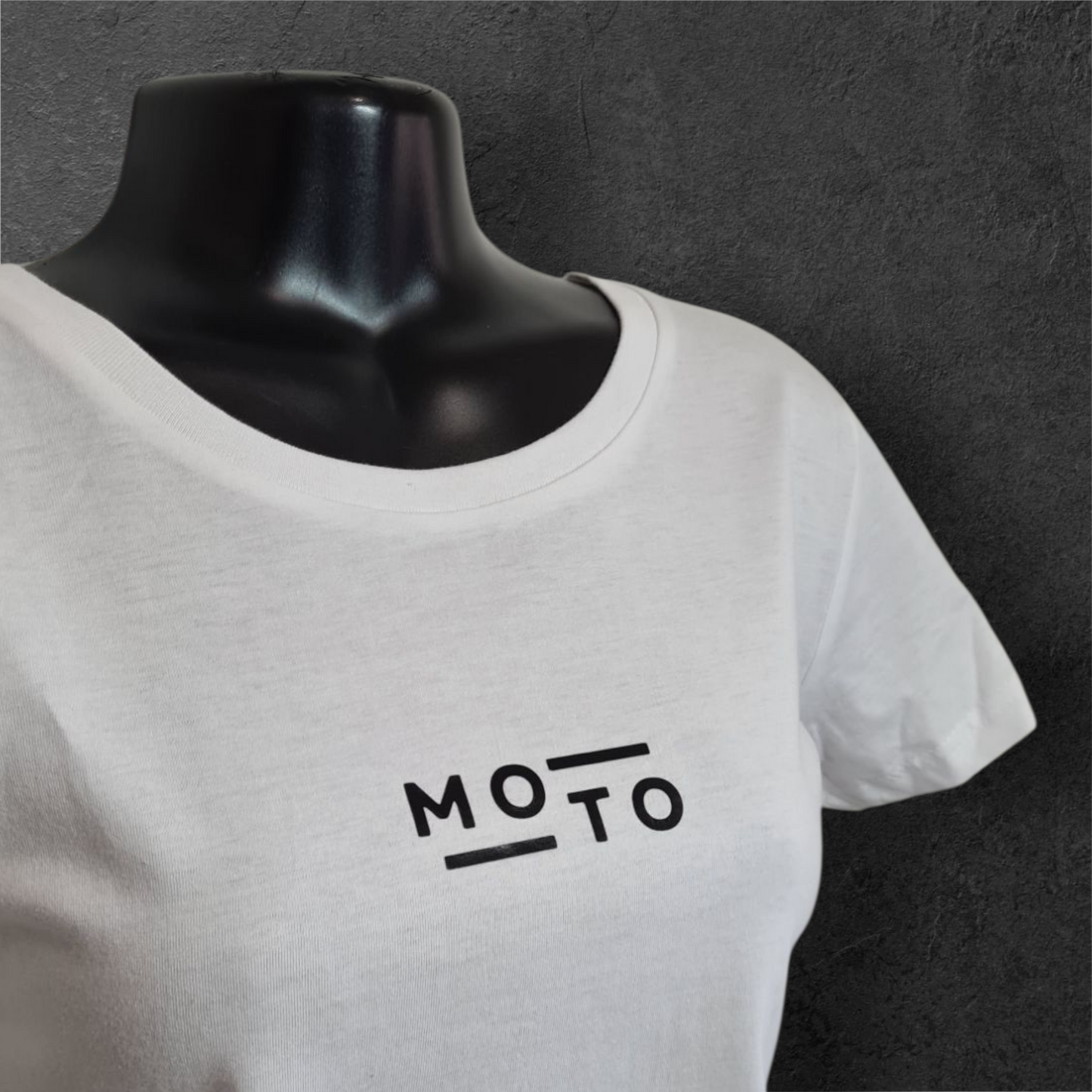 T-shirt blanc femme à manche courte " Moto " pour motarde