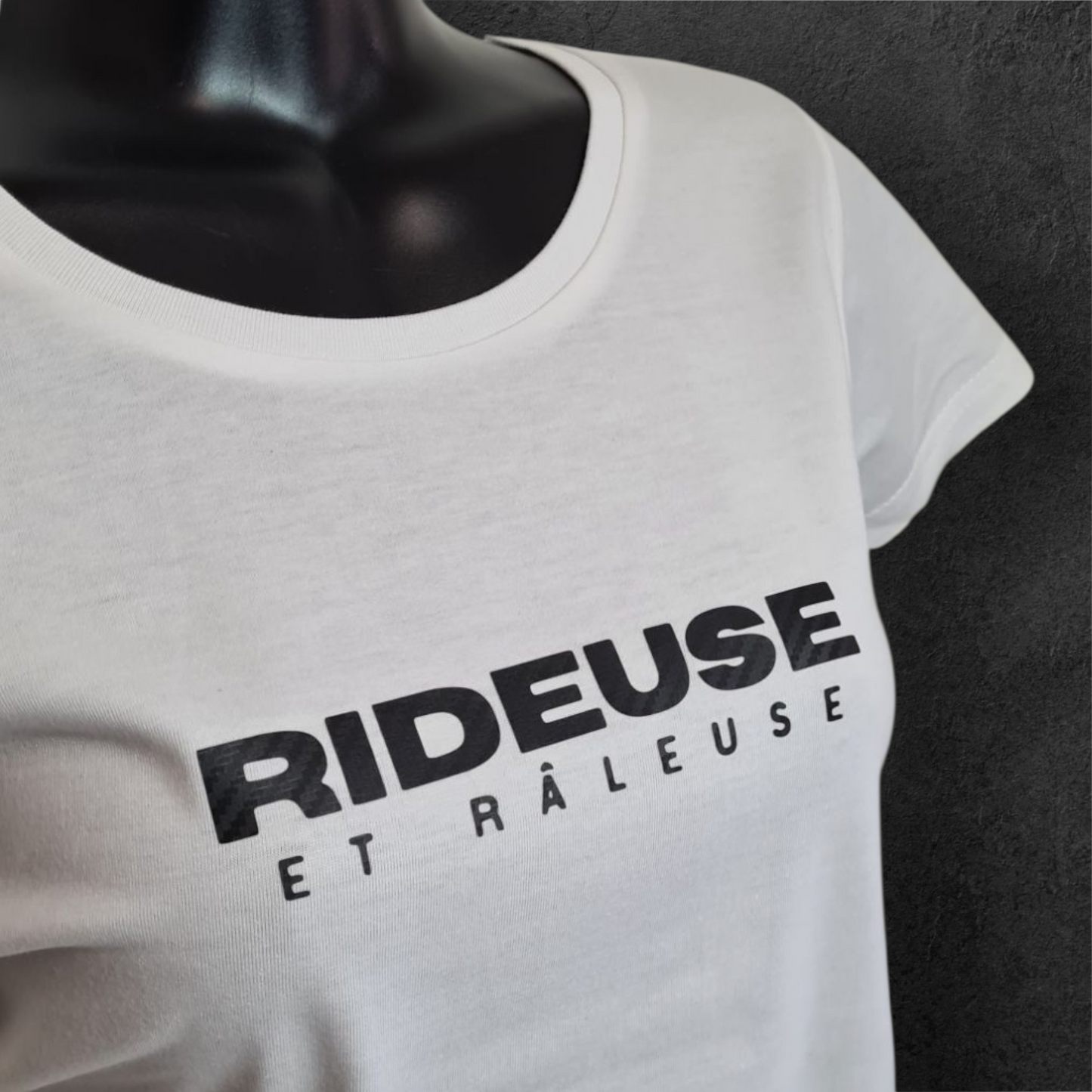 T-shirt blanc femme à manche courte carbone " Rideuse et râleuse " humour