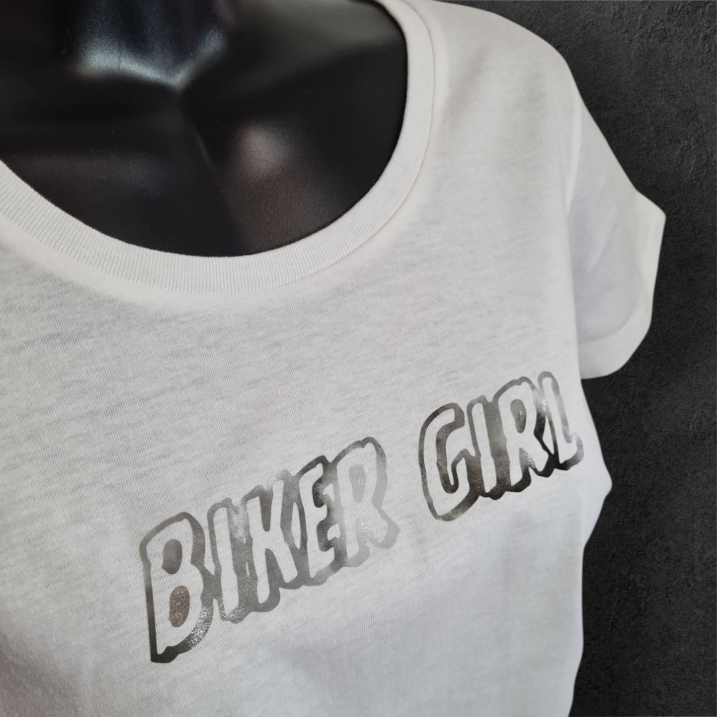 T-shirt blanc pour femme nuage " Biker girl "