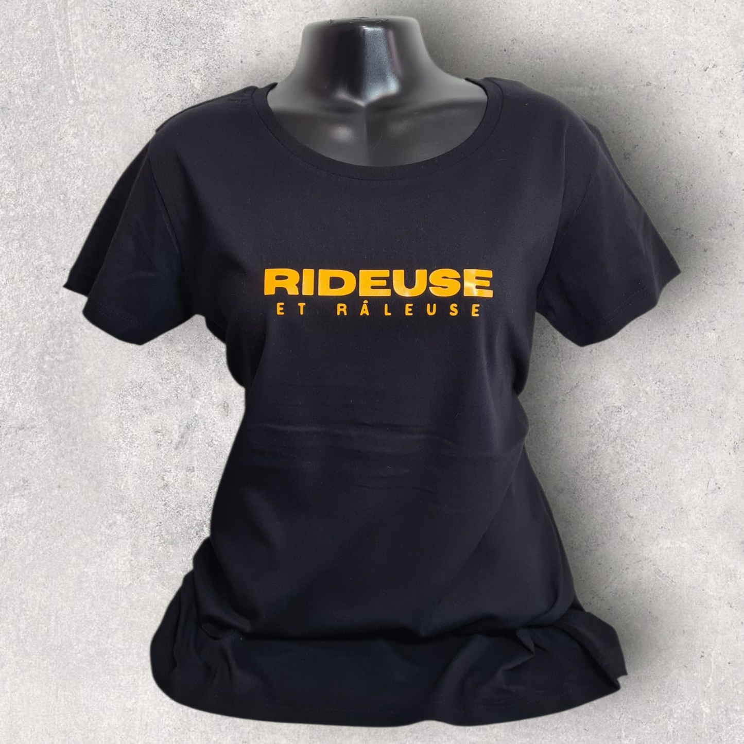 T-shirt noir à manche courte femme " Rideuse et râleuse "