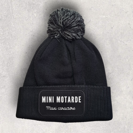 Bonnet noir " Mini motarde maxi caractère "