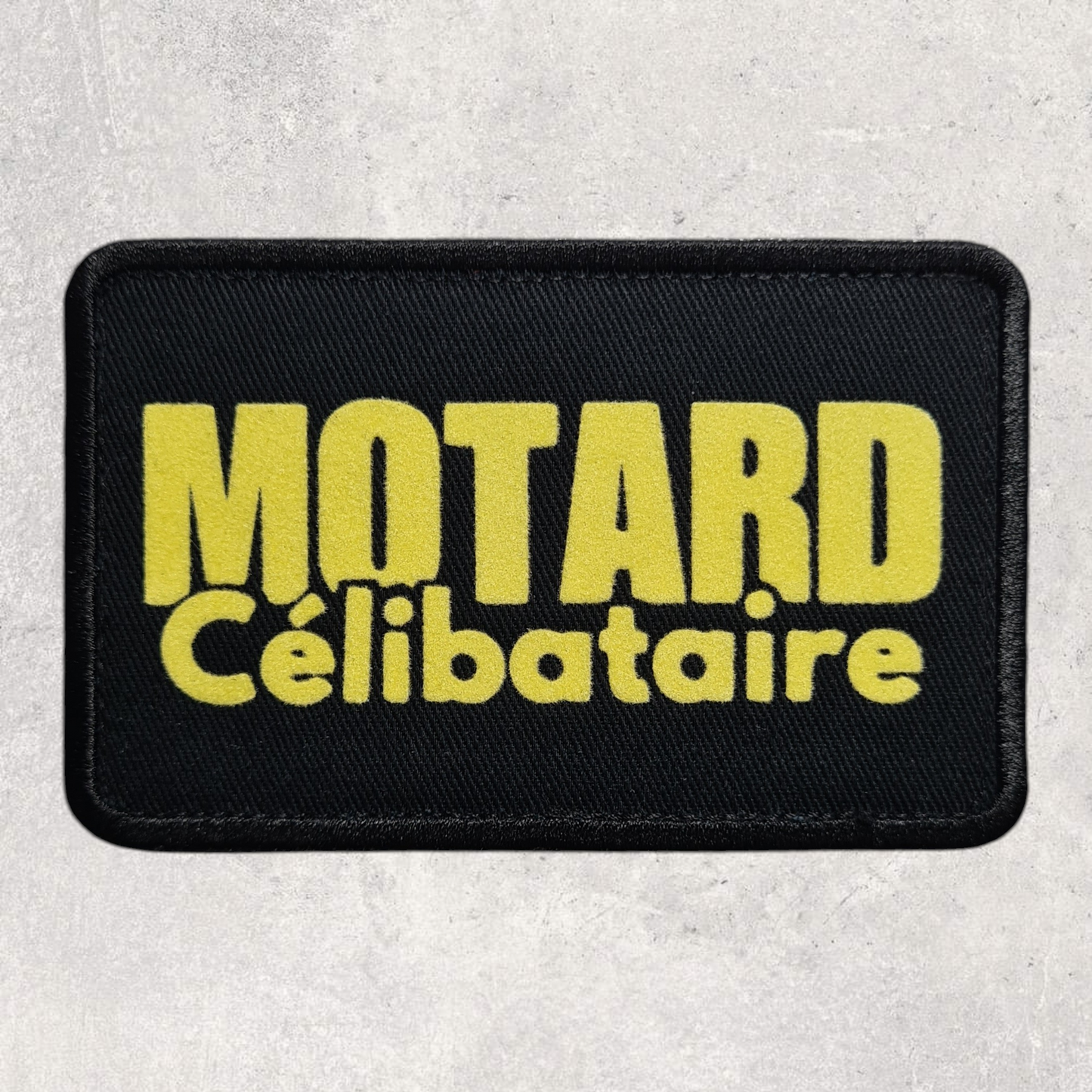 Patch amovible " Motard célibataire "