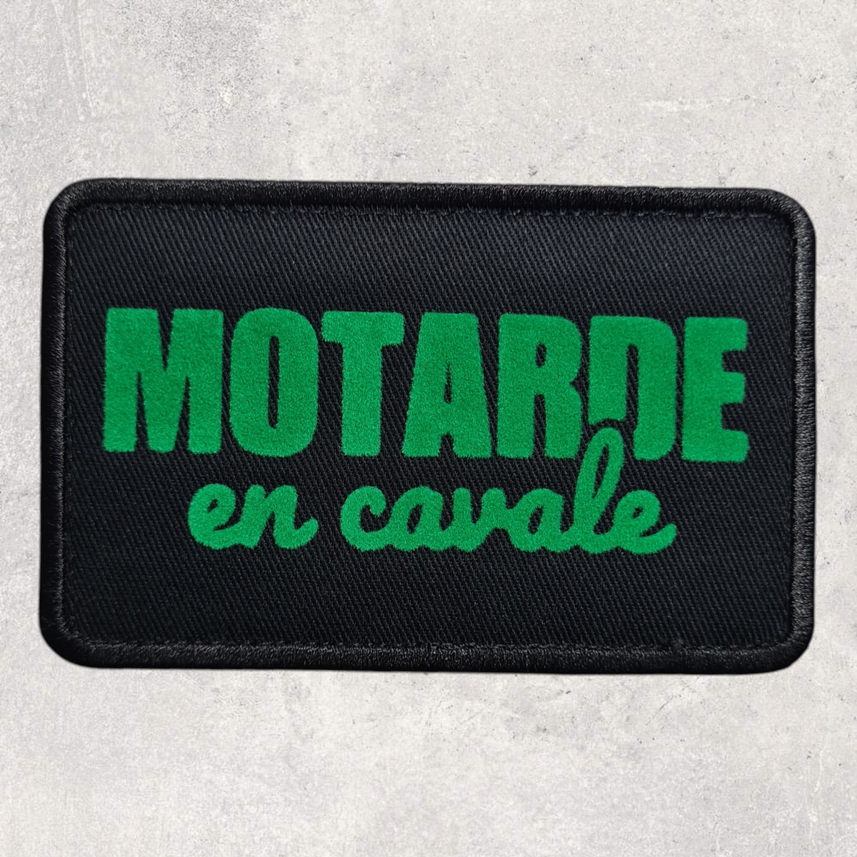 Patch amovible " Motarde en cavale "