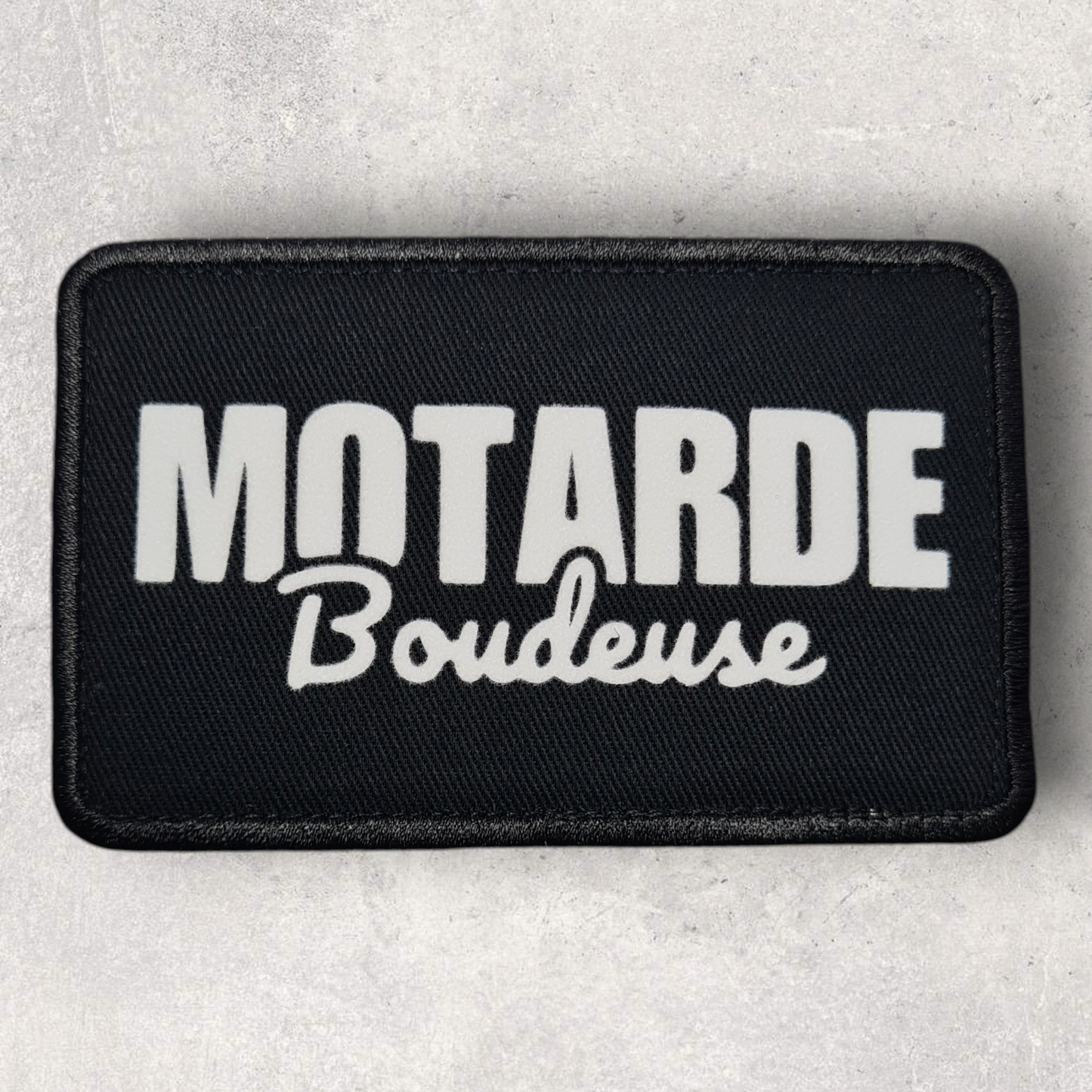 Patch amovible " Motarde boudeuse "