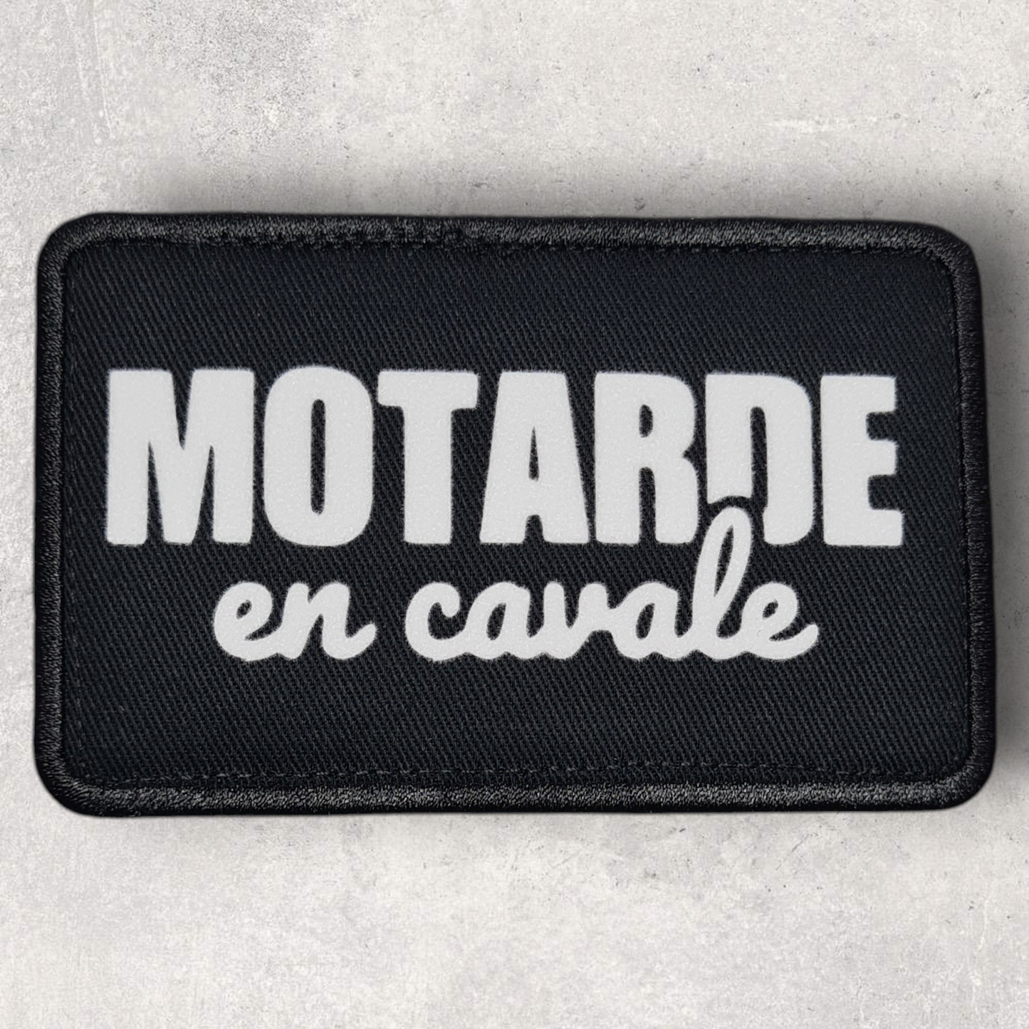 Patch amovible " Motarde en cavale "