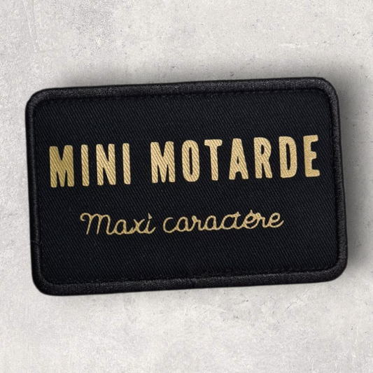 Patch amovible pour motarde " Mini motarde maxi caractère "