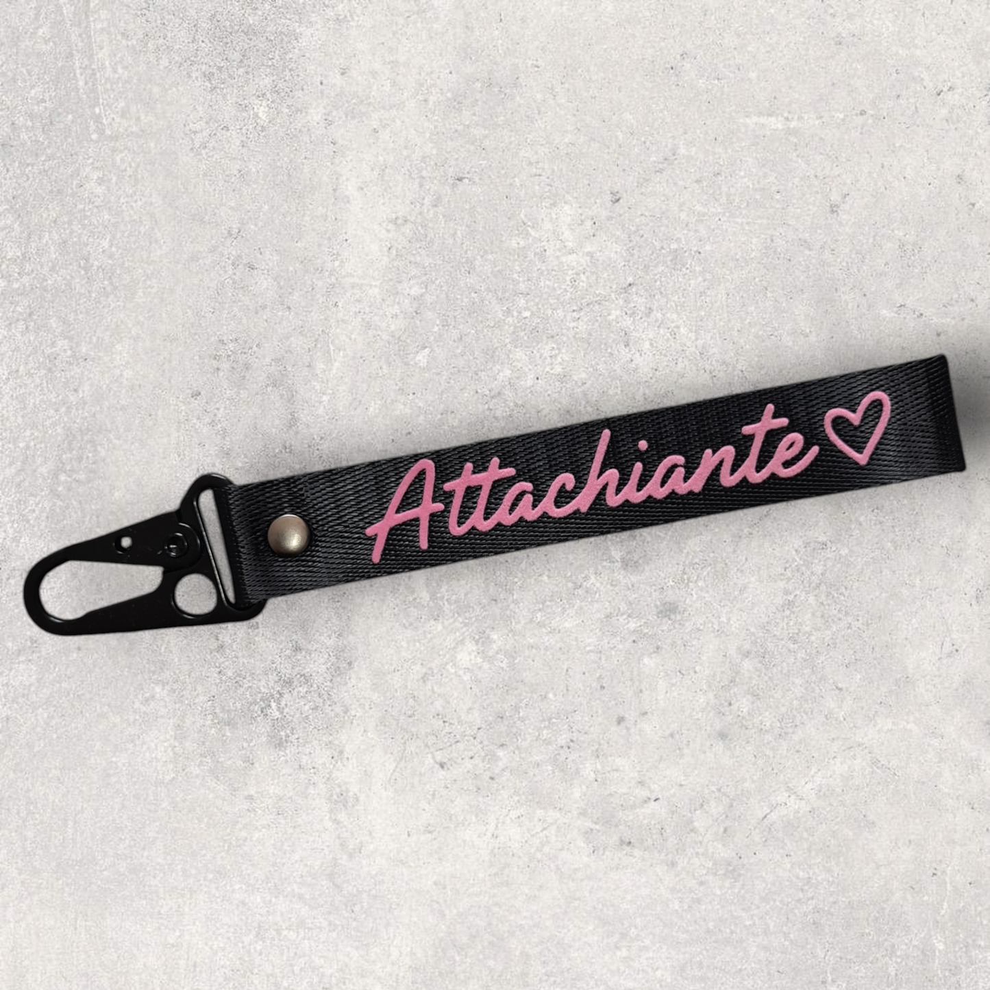 Porte-clé " Attachiante "  – Effet velours rose