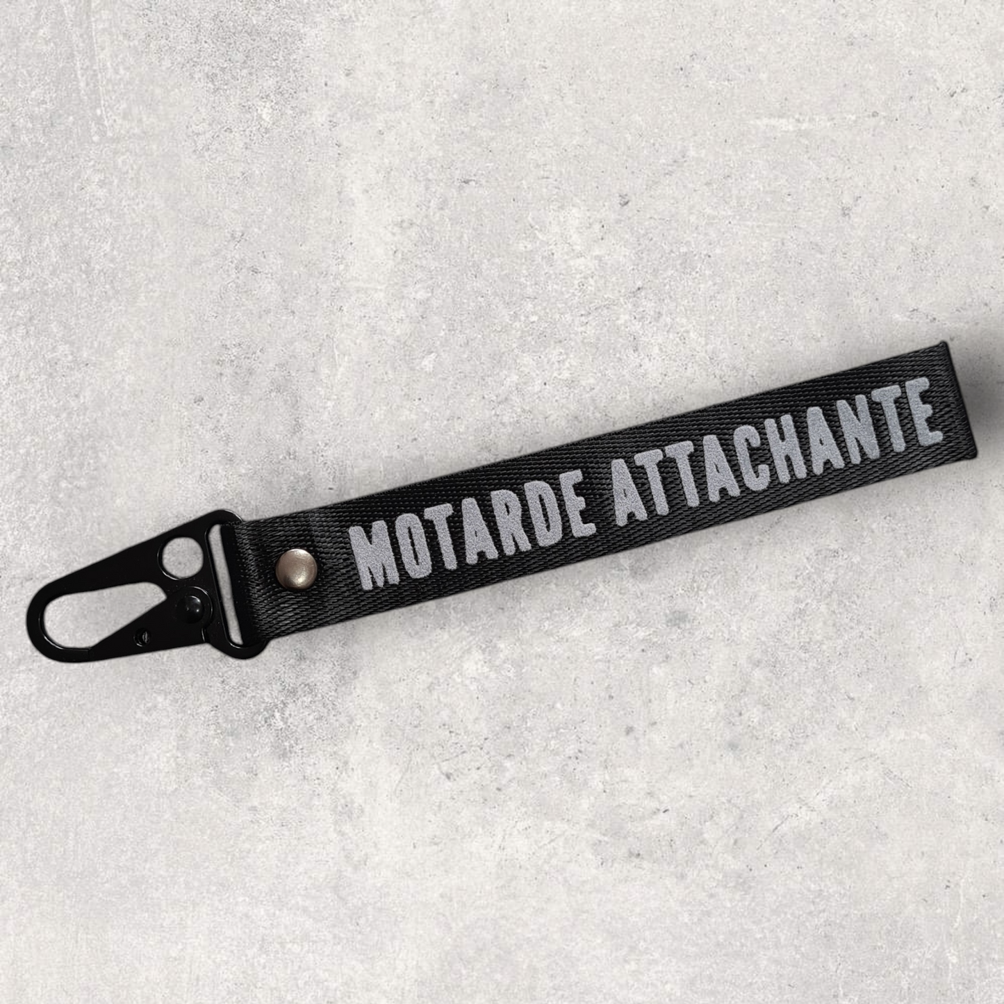 Porte-clés " Motarde attachante "