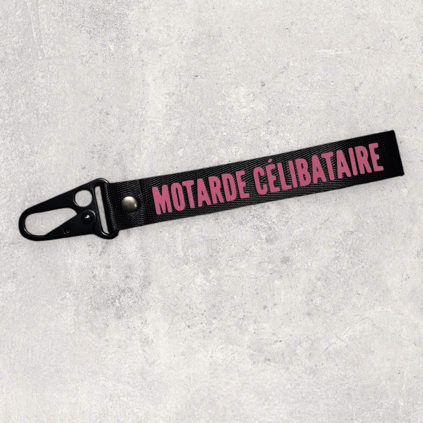 Porte-clés " Motarde célibataire "
