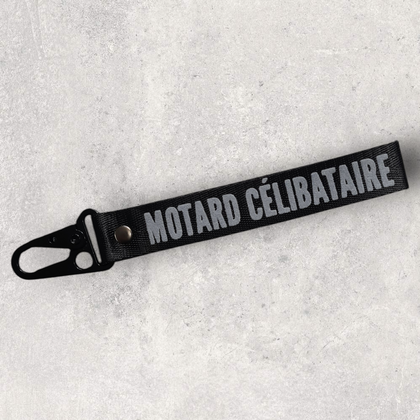 Porte-clés " Motard célibataire "