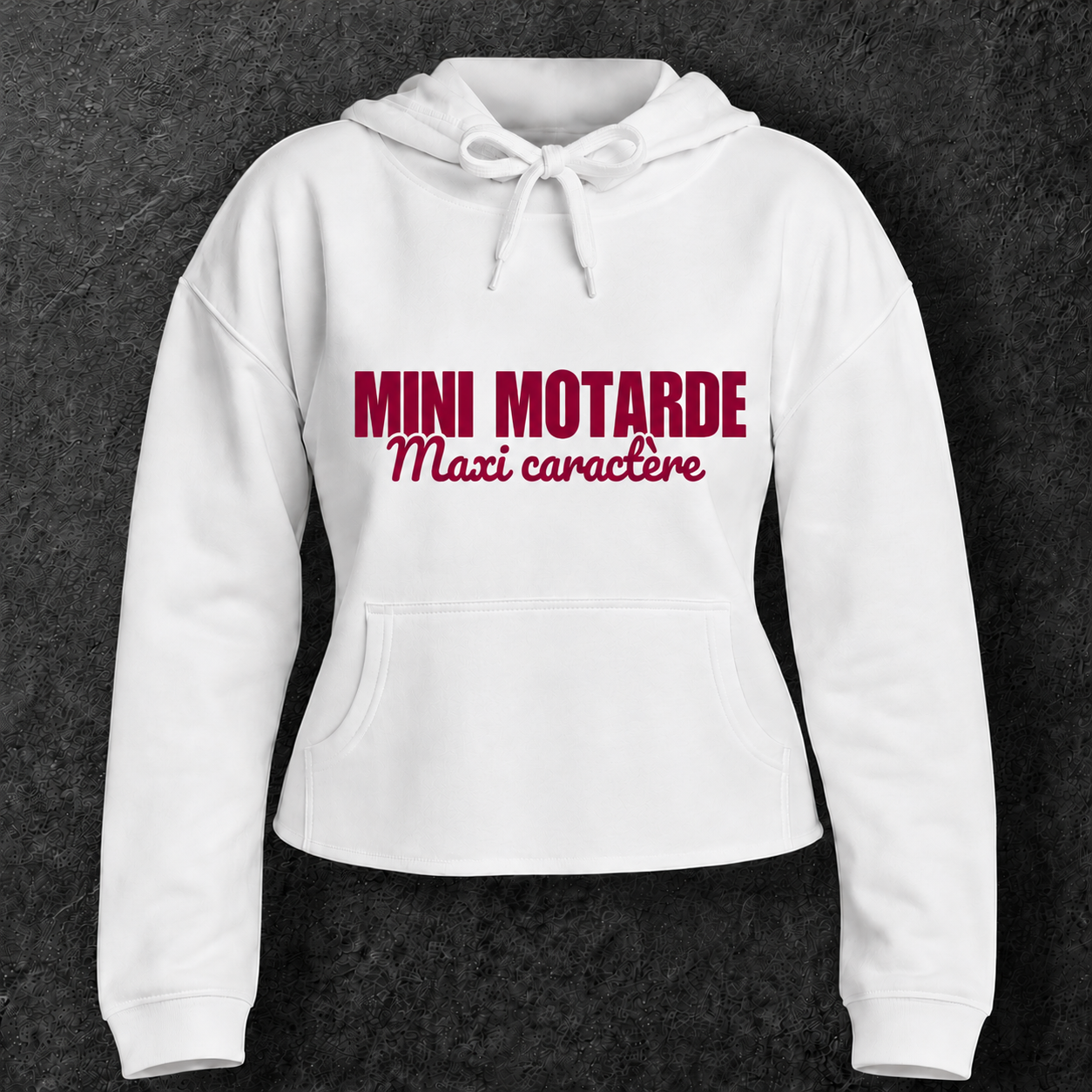 Sweat à capuche court " Mini motarde maxi caractère " rose velours