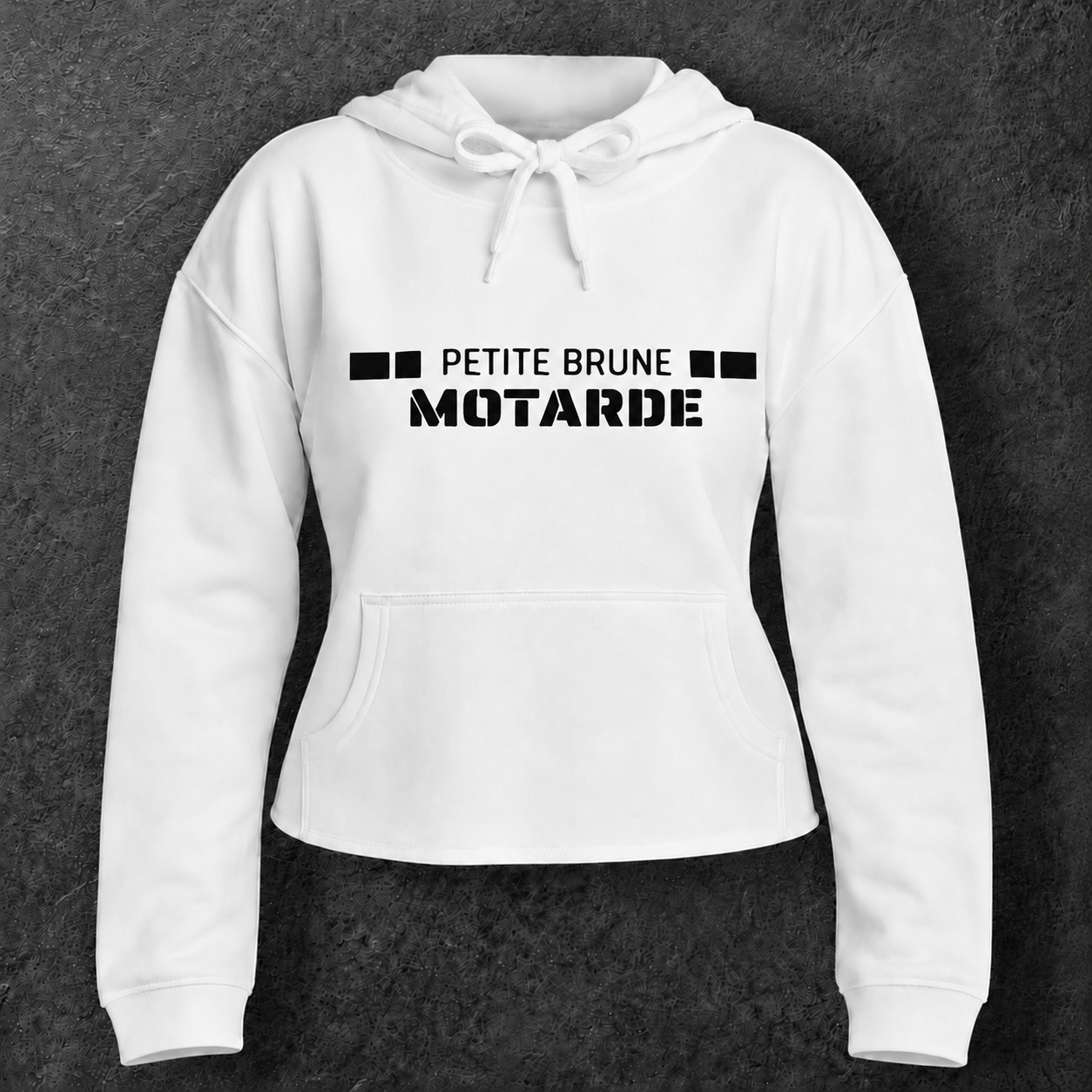 Sweat à capuche court " Petite brune motarde "