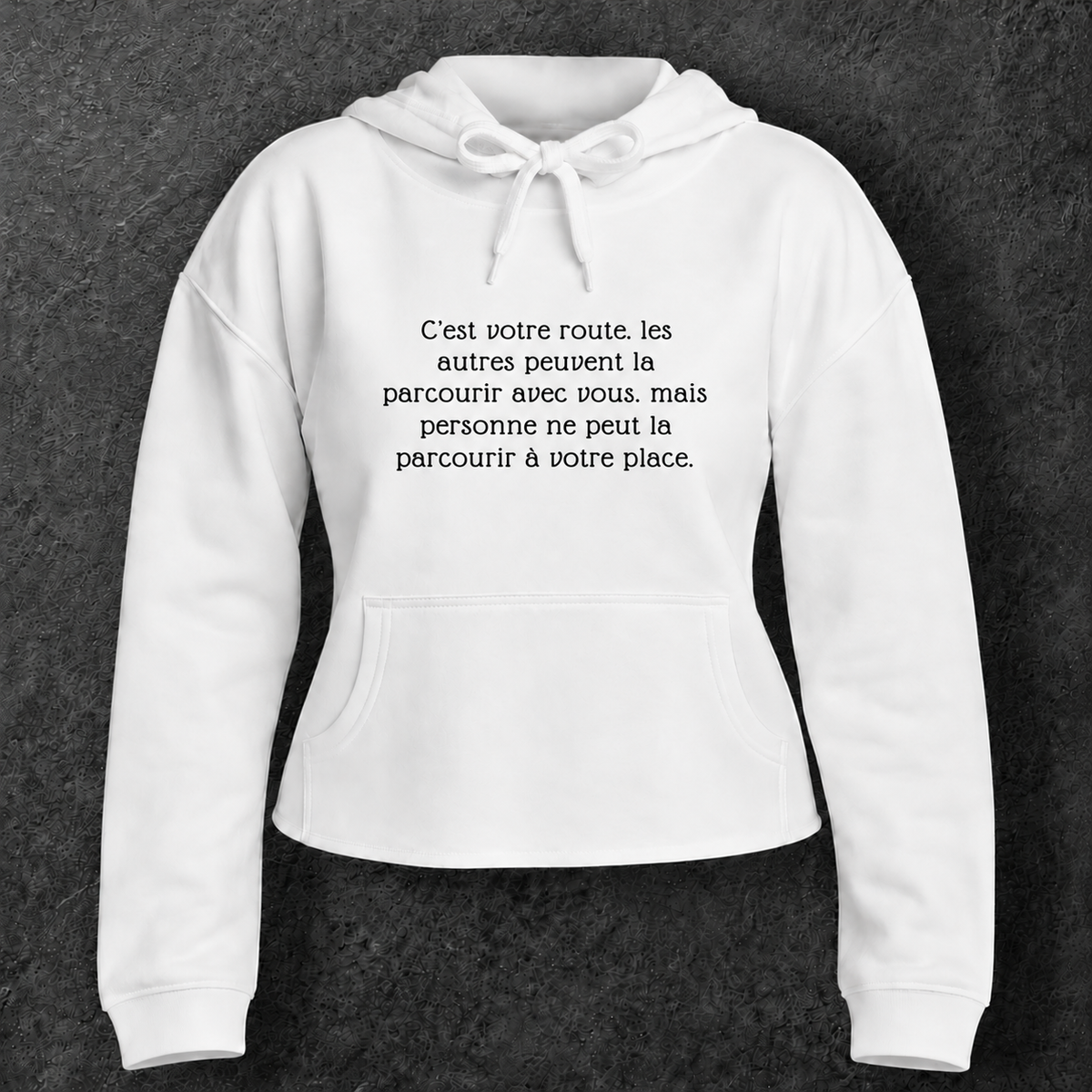 Sweat à capuche court avec message pour femme