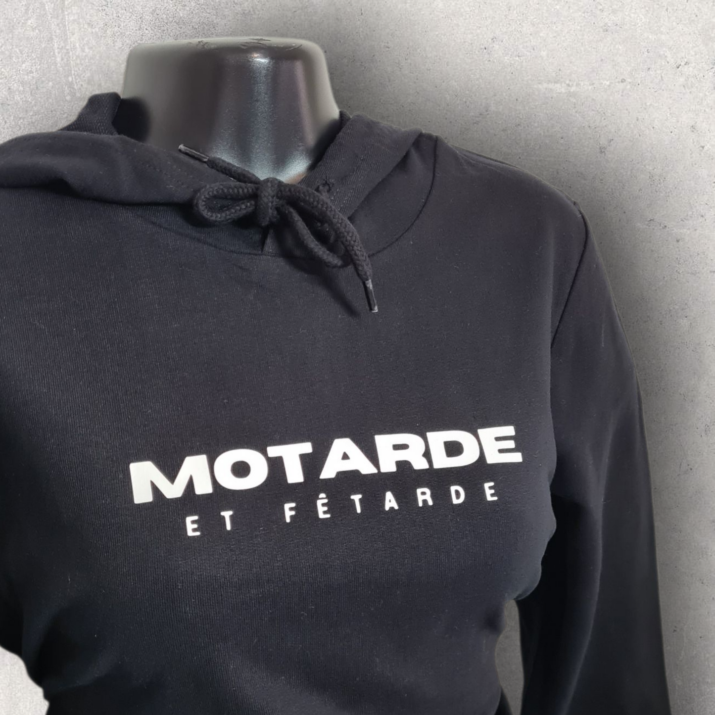 Sweat à capuche noir femme " Motarde et fêtarde "