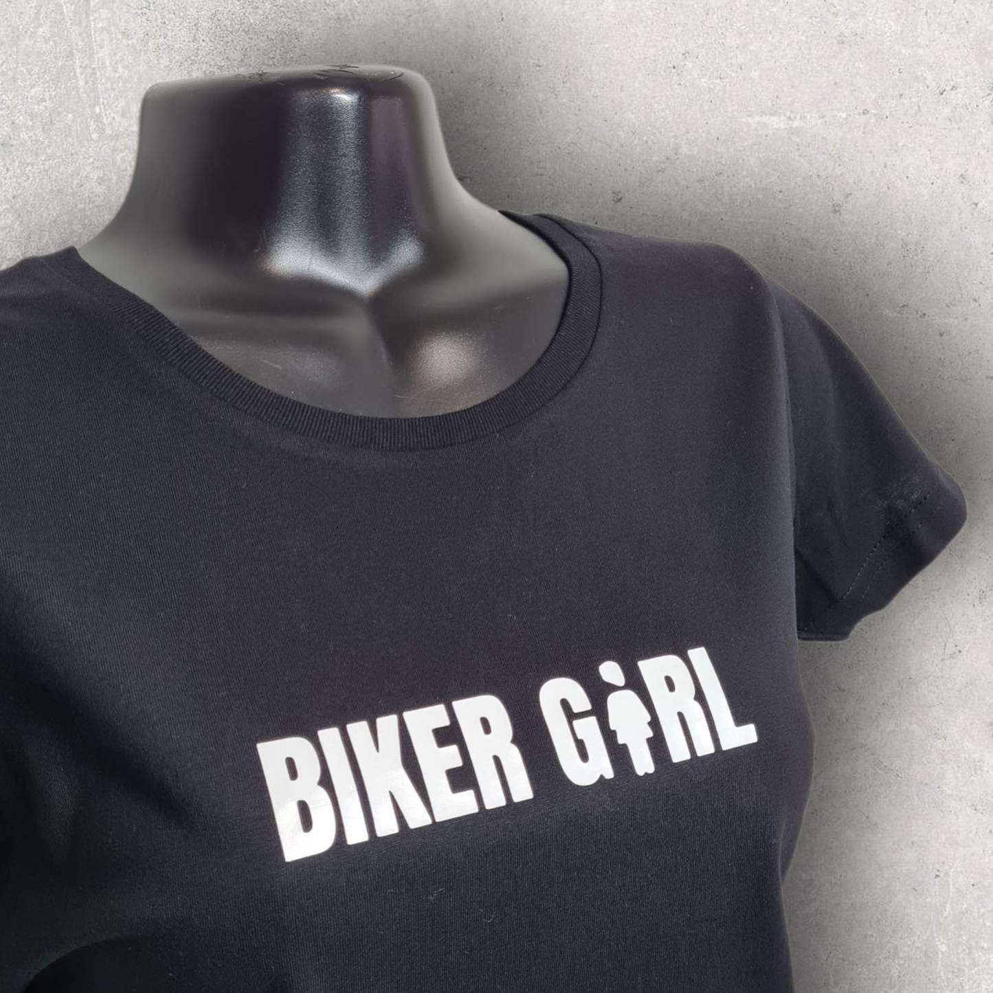 T-shirt noir femme à manche courte " Biker girl "